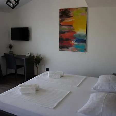 Apartment Jelena *