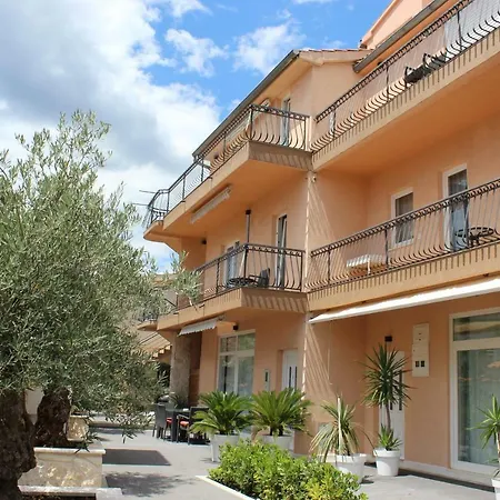 Apartment Jelena